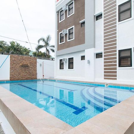 Reddoorz Plus At Dbuilders Poblacion Bgc Taguig Zewnętrze zdjęcie
