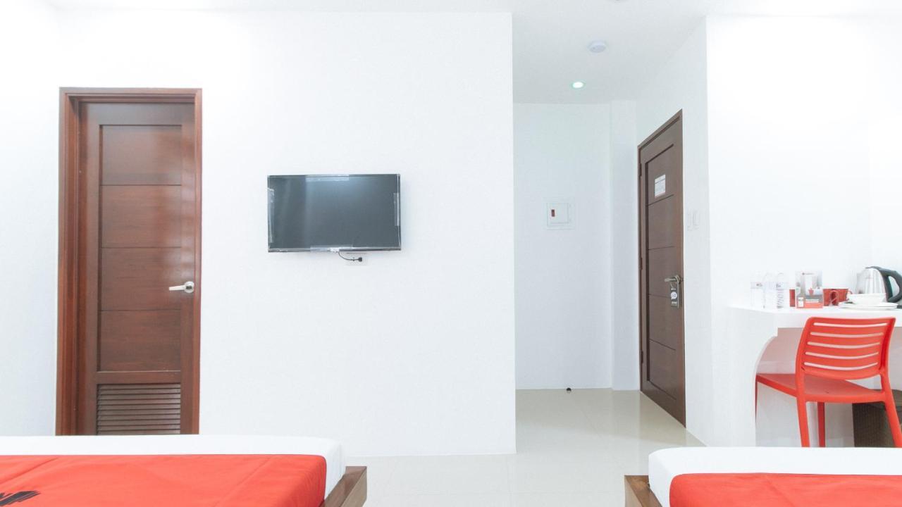 Reddoorz Plus At Dbuilders Poblacion Bgc Taguig Zewnętrze zdjęcie